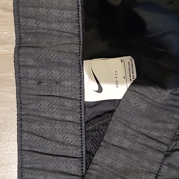 Nike joggers - Picture 2 of 8